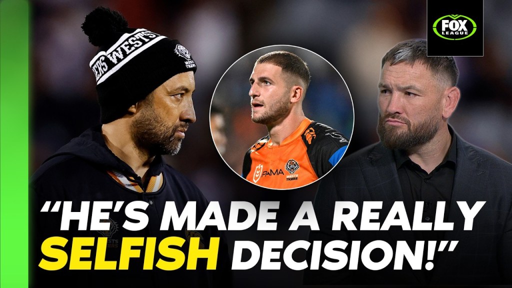 "You HAVE to Back Your Coach!" 😡 JWH & Co. RIP Into Doueihi Decision | Fox League