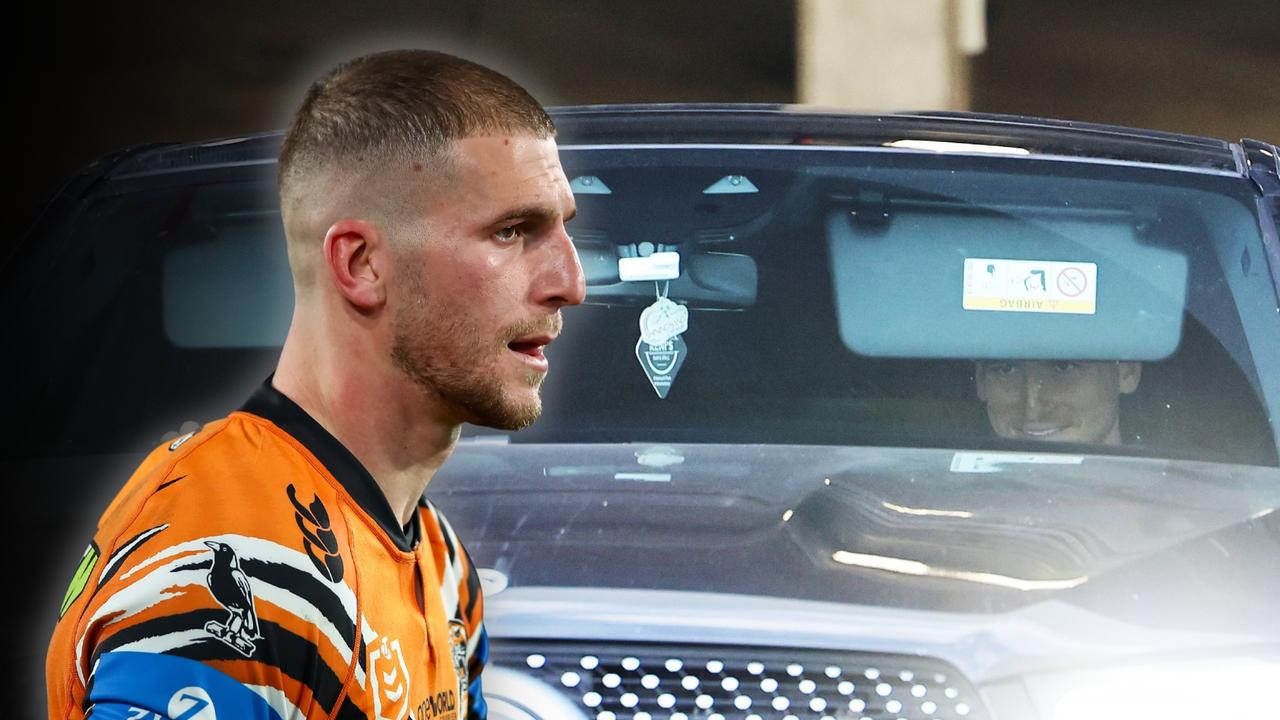Adam Doueihi meets with Benji Marshall, Wests Tigers for peace talks as future remains up in air