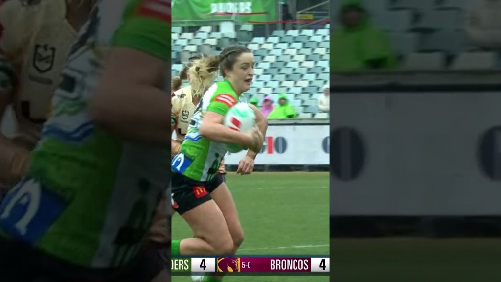 What a pass to put the Raiders over! 🎯