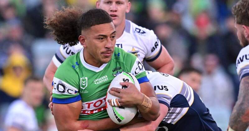 Ata Mariota has extended his contract with the Raiders until the end of the 2028 season. Photo: Mick Tsikas/AAP PHOTOS