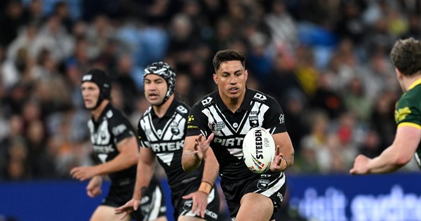 Tapine's Kiwis narrowly fall to Australia in opening match of the World Cup